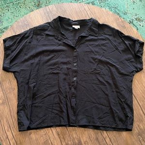 Black cropped button down